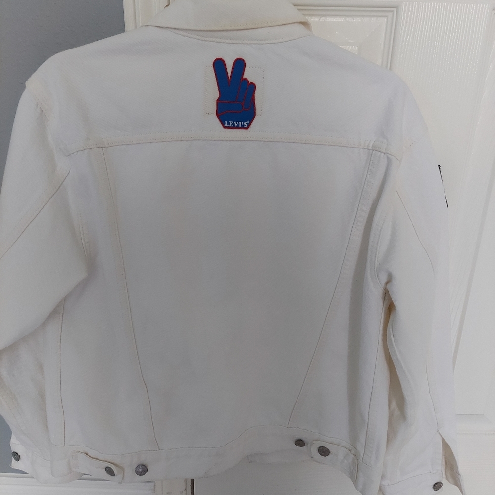 Denim jacket - Picture 2 of 7